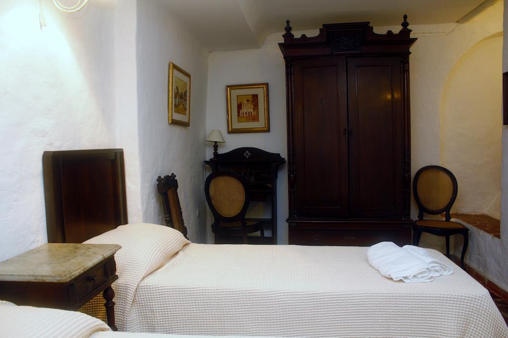 Paseo Del Arte Hotel Asuncion Bilik gambar